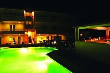 **  Sarti Plaza Hotel Görögország